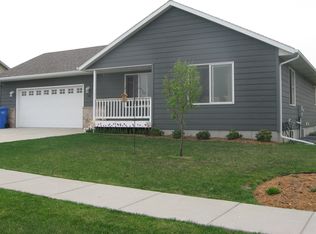 1100 Powderhorn Rd, Dell Rapids, SD 57022