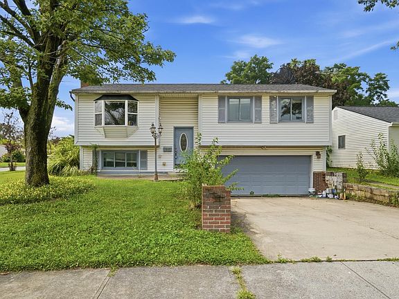 2nd image of 555 Fox Ridge St