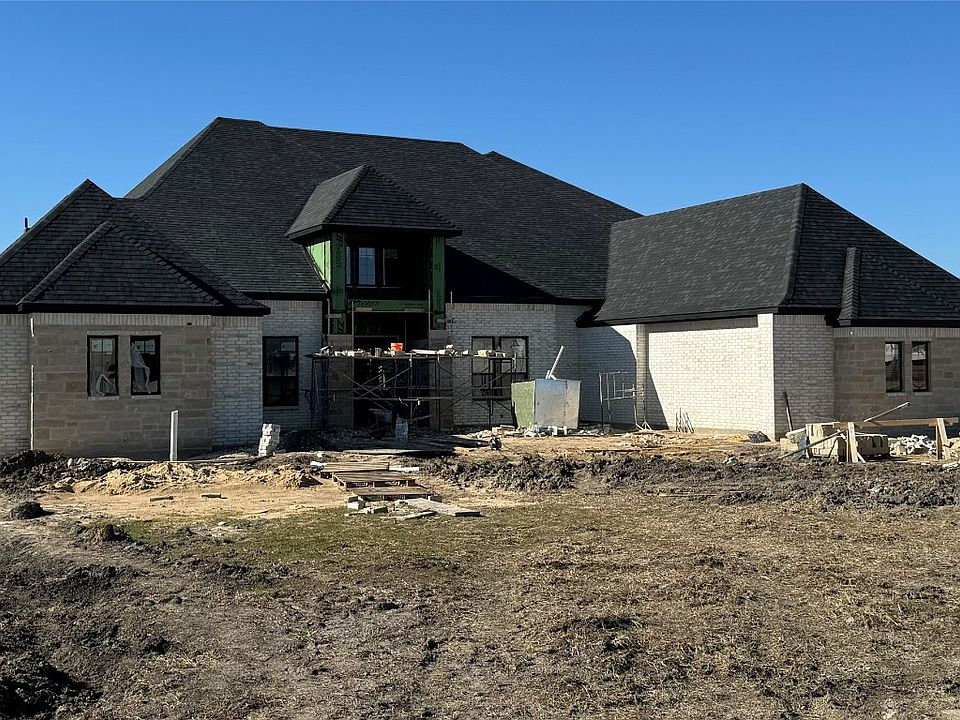 1st image of 1302 Estate Dr