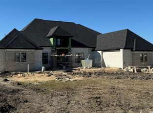 1302 Estate Dr, Ennis, TX 75119