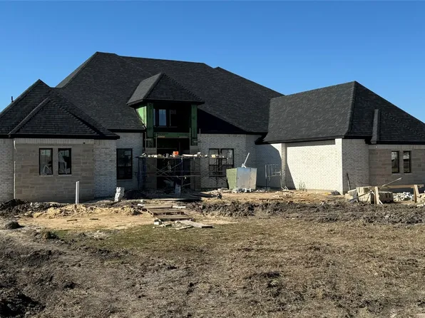 1302 Estate Dr, Ennis, TX 75119
