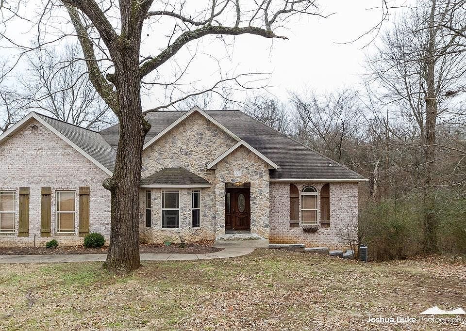 1st image of 3951 E Caston Dr
