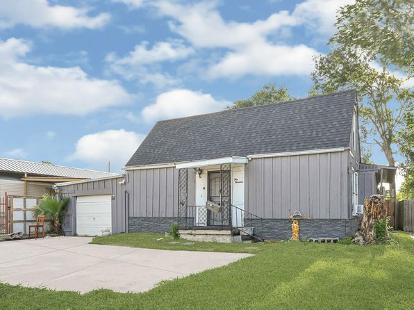 519 Shaver St, Pasadena, TX 77506