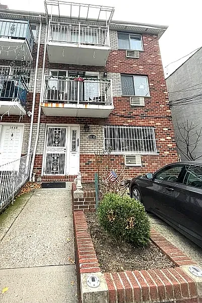 14-46 31st Dr #1F