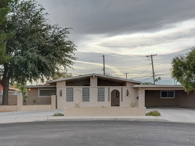 1328 Saint Jude Cir — Photo 35