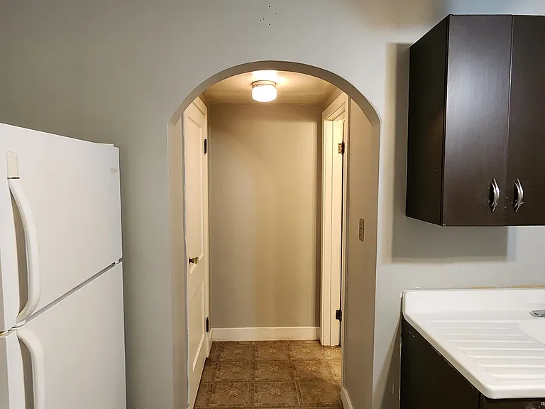613 Avenue G #A — Photo 7