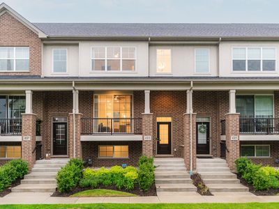 493 Woodmoor Dr, Lombard, IL, 60148