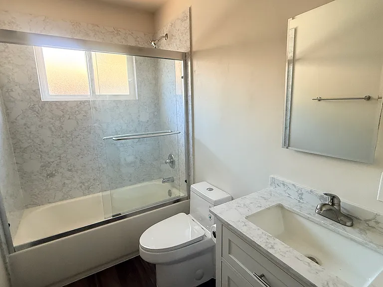2790 Union Ave — Photo 10