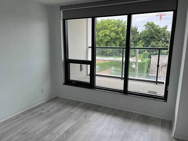 280 Howland Ave W #318 — Photo 10