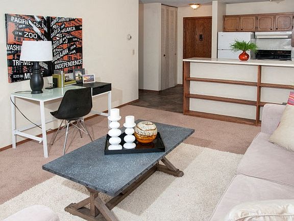 5th image of 326 6th Ave SE APT 308