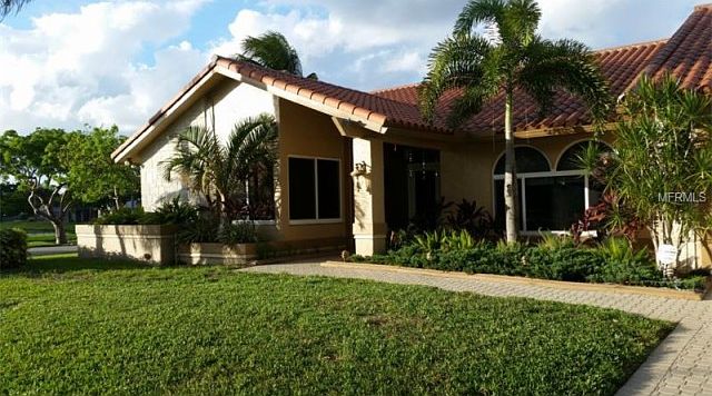 1st image of 1580 NW 101st Ave