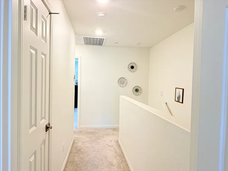 3925 E Carmel Privado — Photo 12