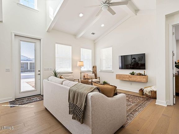 3rd image of 1373 Shoreside Drive #102
