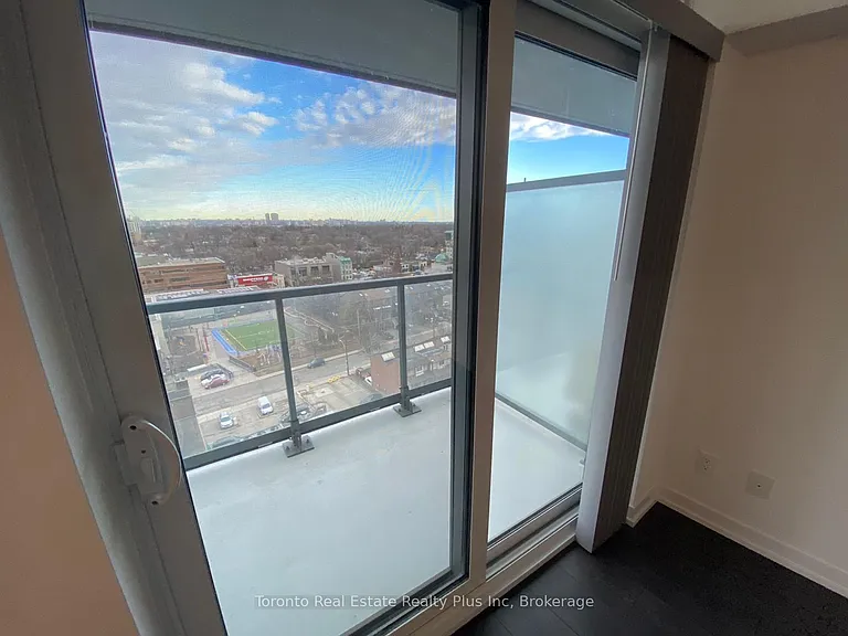 125 Redpath Ave #1111 — Photo 24