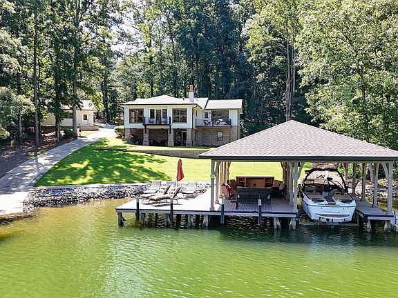 4th image of 170 Tater Hill Rd