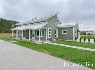 7421 River Escape Rd, Stanwood, MI 49346