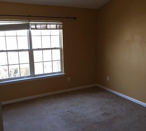 5th image of 7941 Shadow Oak Dr