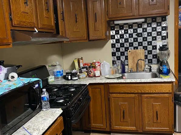 75 Highwood Terrace image 3 of 6