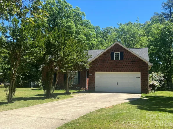 2102 Wilson Ave, Monroe, NC 28110