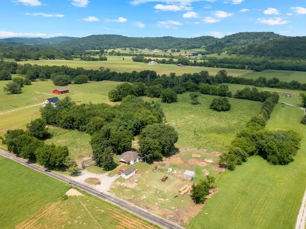 2943 Cheese Rd, Petersburg, TN 37144