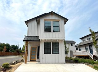 9901 NE 46th Ct, Vancouver, WA 98665