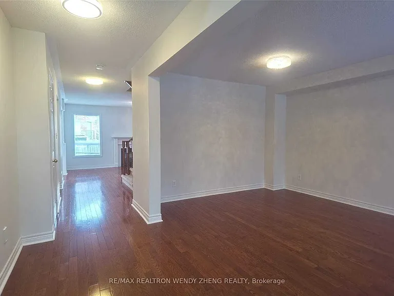 103 Greenhalf Dr — Photo 3
