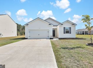 2 Heavener Rd, Savannah, GA 31407