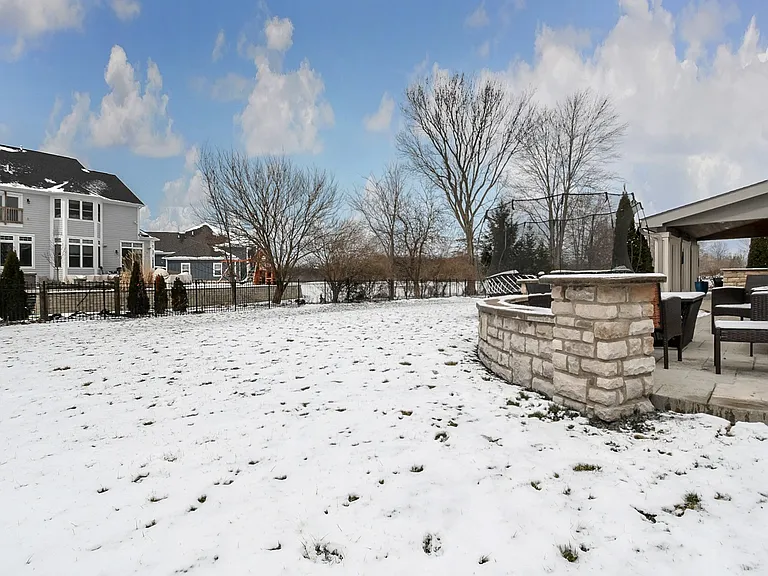 5464 Sandy Dr — Photo 27