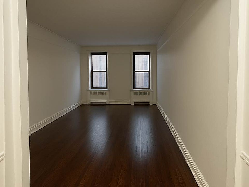 1st image of 250 Montgomery St APT 1