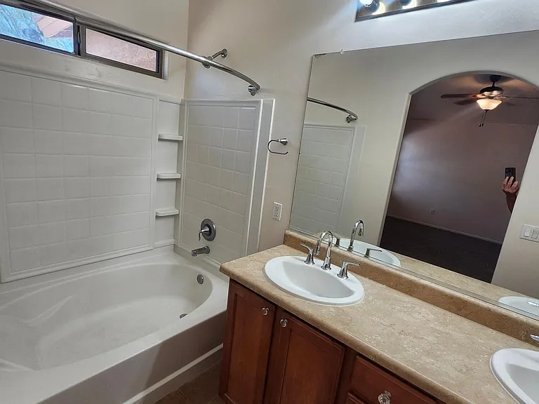 4123 E Coolbrooke Dr — Photo 17