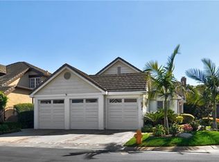 6192 Oakbrook Cir, Huntington Beach, CA 92648