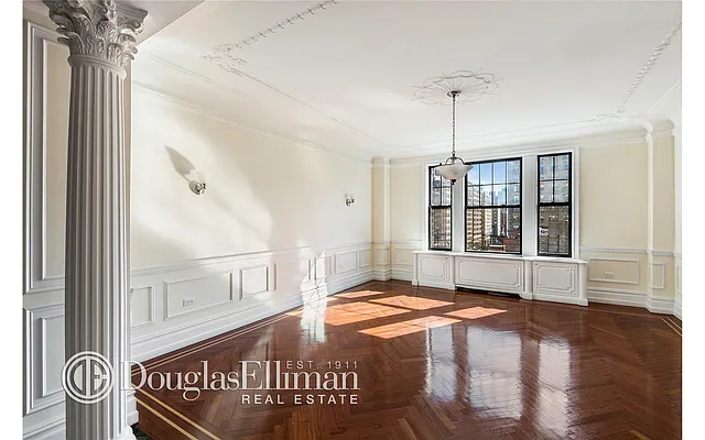 Rented by Douglas Elliman | media 17