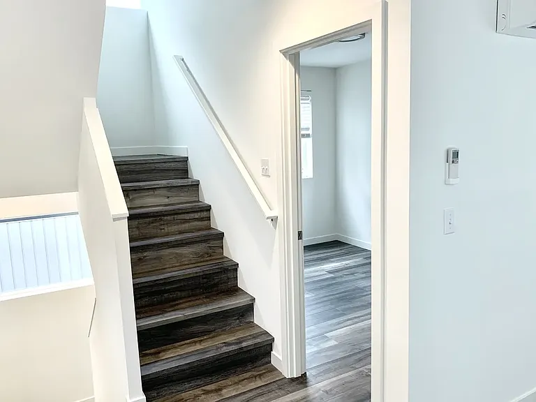 Brooklyn House — Photo 6