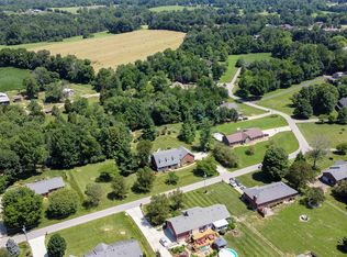 192 E Laurel River Dr, Shepherdsville, KY 40165