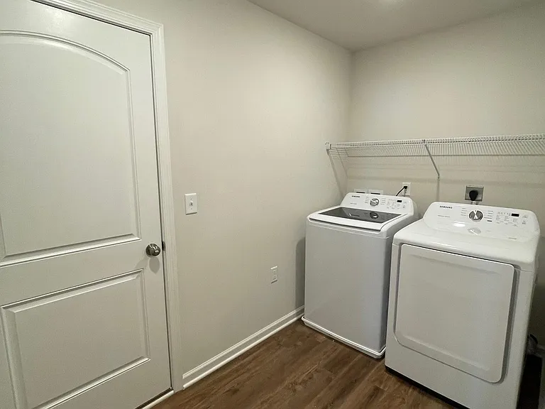 141 Caymus Dr — Photo 6