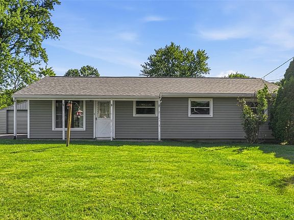 2nd image of 87 Robinhood Dr