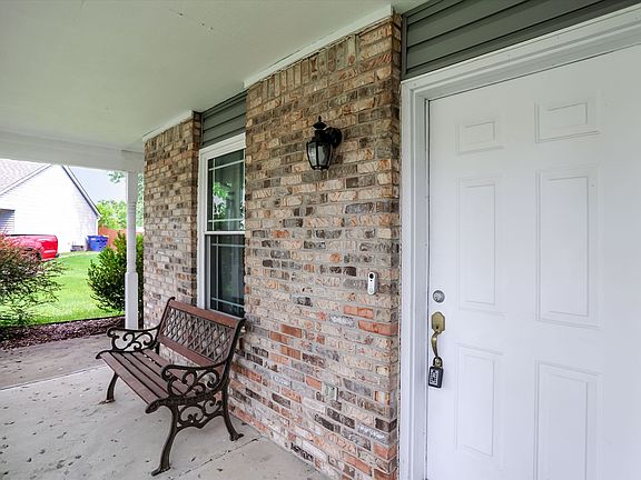2nd image of 11233 Bayridge Cir E