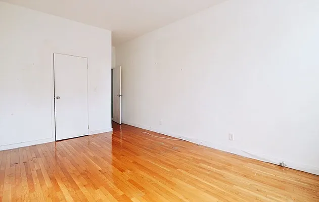 Rented by TheRealEstateCompany.com LLC | media 4