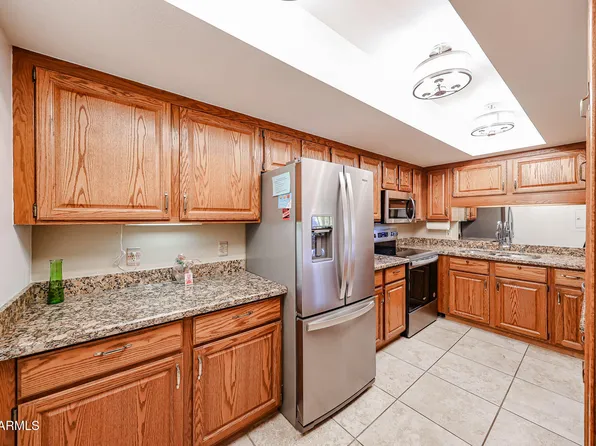10330 W THUNDERBIRD Boulevard #A321, Sun City, AZ 85351