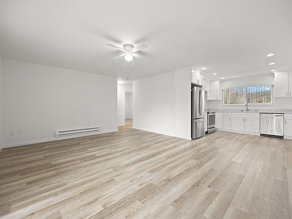 2nd image of 260 Merrydale Rd APT 14