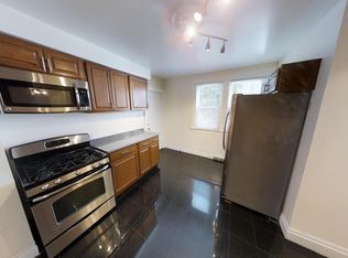 618 Westcott St #1, Syracuse, NY 13210
