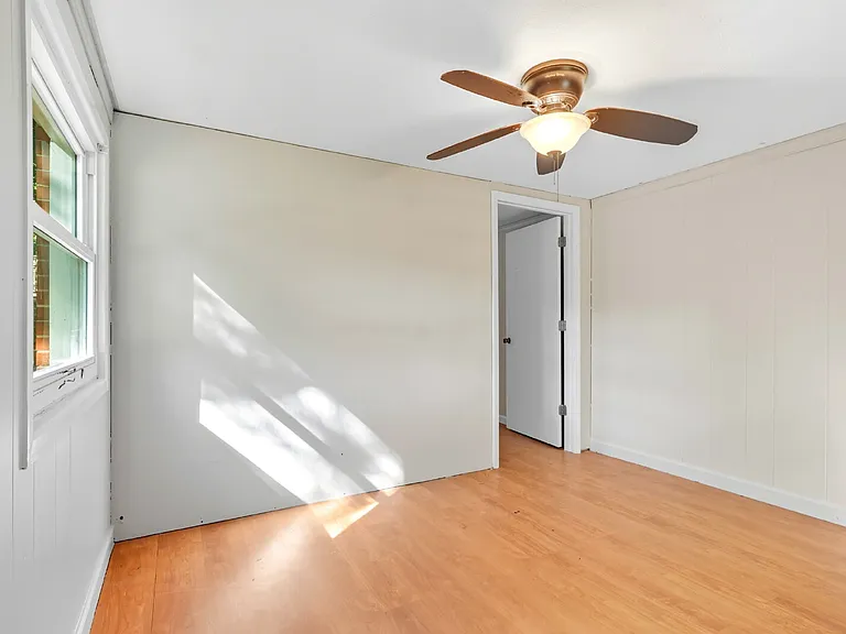 4850 Ellen Ave — Photo 7