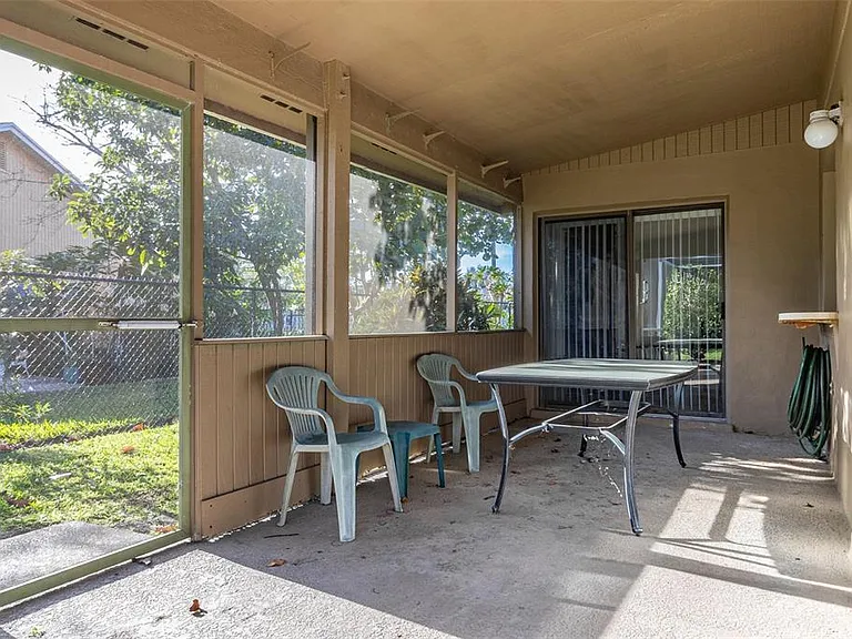 712 E Flag Way — Photo 36