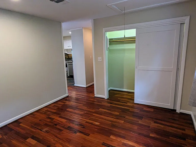 6325 N Haywood Dr — Photo 8