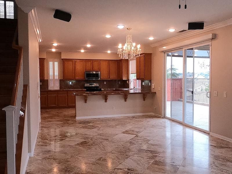 1st image of 336 Plaza Los Osos