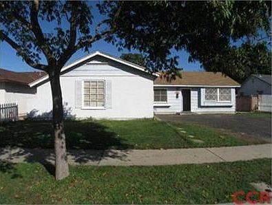 1st image of 809 E El Camino St