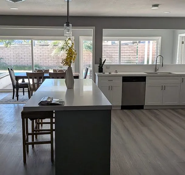 43085 Illinois Ave — Photo 13