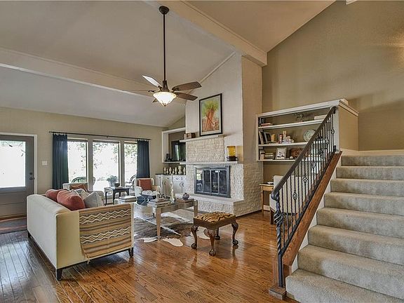 5th image of 4210 Crescent Dr