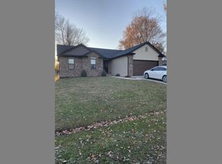 589 Westview Dr, Edwardsville, IL