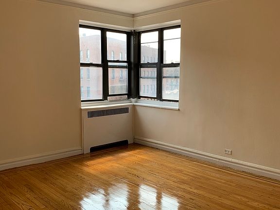 4th image of 60 Seaman Ave APT 4D